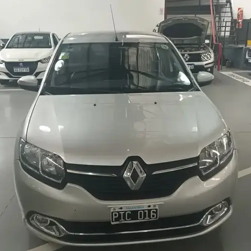 Renault Logan 1.6 Privilege 105cv 2015