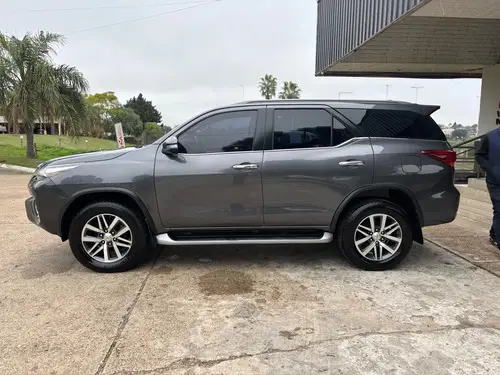 Toyota SW4 2.8 Srx 177cv 4x4 7as At 2017