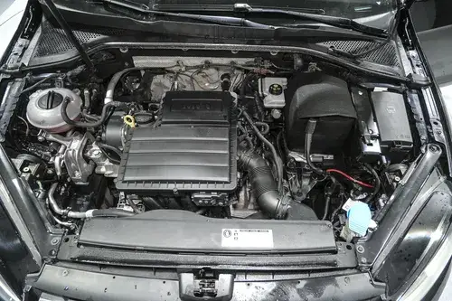 Volkswagen Golf 1.6 Trendline 2016