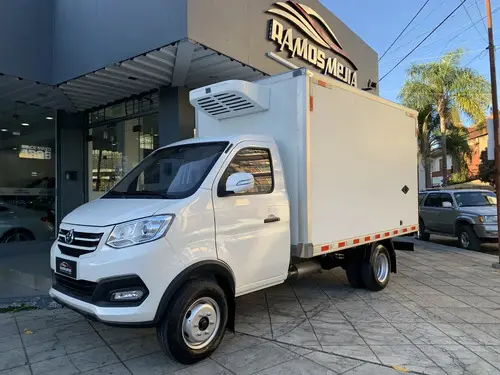 KyC Mamut 1.6 Mamut Box Refrigerado Dual 2026