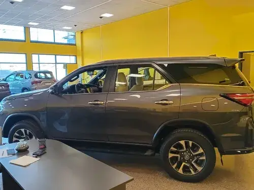 Toyota SW4 2.8 Tdi Diamond 4X4 6At 7As 2025