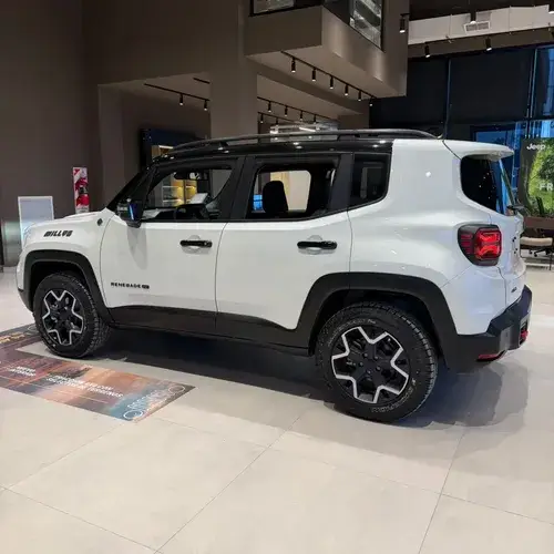 Jeep Renegade 1.3T Willys At9 4X4 2026