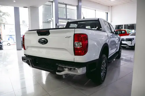 Ford Ranger 2.0 Cd 4X2 Xlt At 210Cv 2026