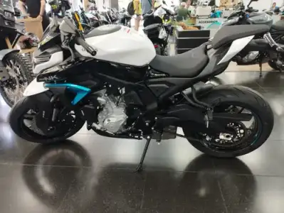 Cfmoto 675 NK Naked 2026