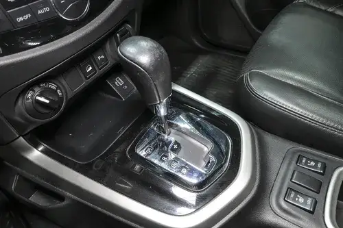 Nissan Frontier 2.3 Le Cd 4x4 At 2021