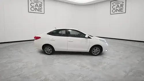 Toyota Yaris 1.5 XLS CVT 4P 2024
