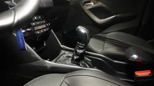 Peugeot 2008 1.6 Feline 2022