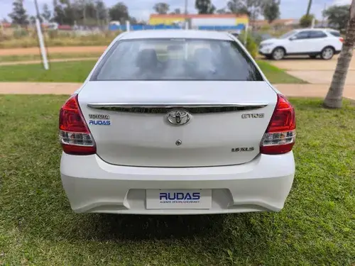 Toyota Etios 1.5 Sedan Xls 2017
