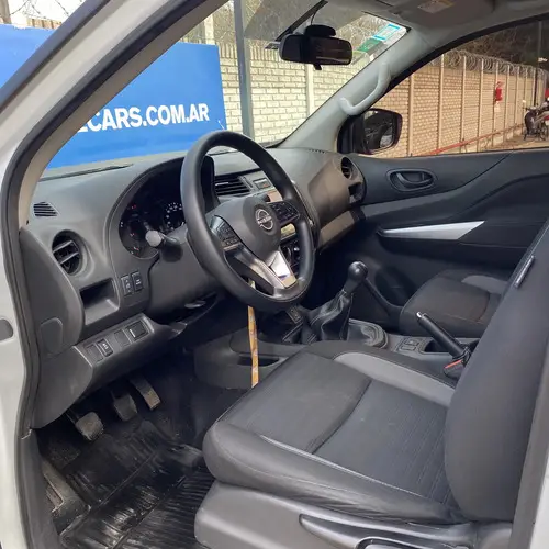 Nissan Frontier 2.3 S Cd 4x2 Mt 2023