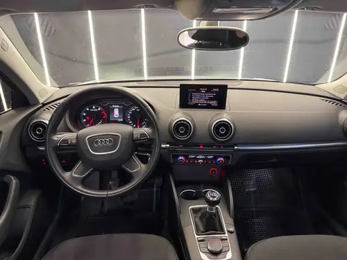 Audi A3 SPORTBACK 1.8T FSI L/13 2013