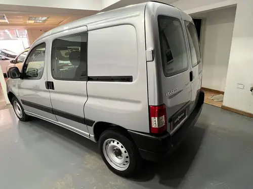 Peugeot Partner 1.6 Hdi Confort 5as 2020