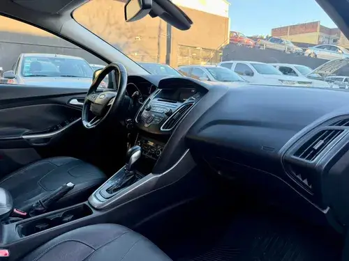 Ford Focus 2.0 SE PLUS POWER 5P L16 2015