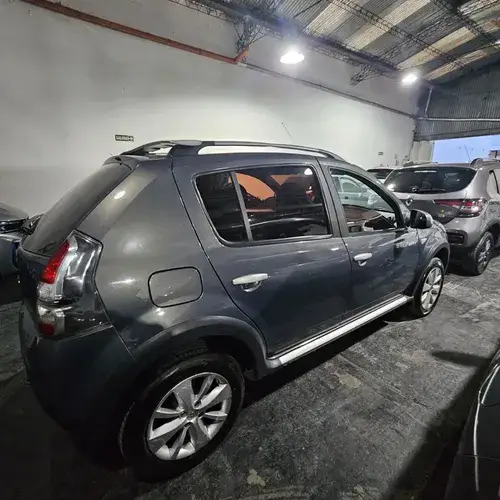 Renault Sandero Stepway 1.6 Dynamique 105cv 2012