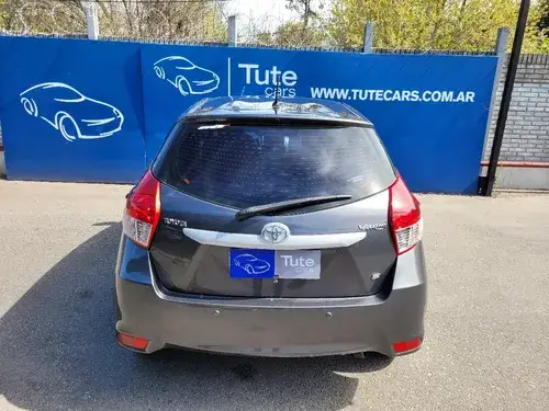 Toyota Yaris 1.5 107cv Cvt 2017