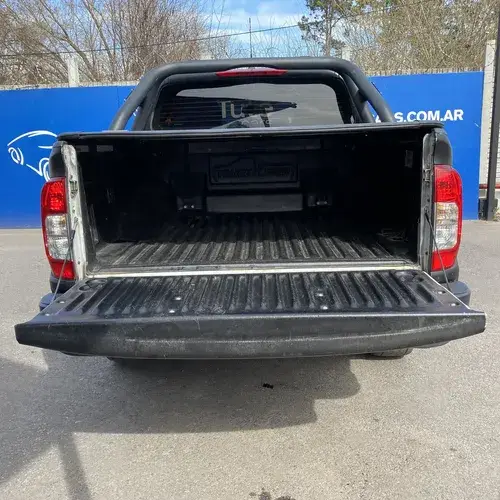 Nissan Frontier 2.3 S Cd 4x2 Mt 2023