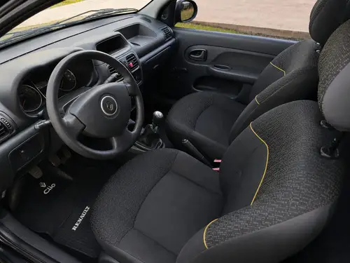 Renault Clio 1.2 Mío Expression Pack I 2013