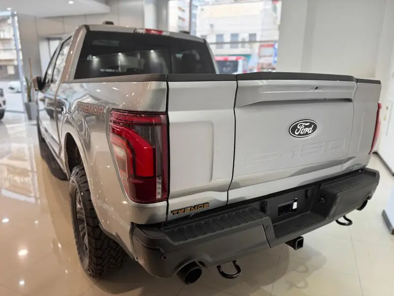 Ford F-150 TREMOR 5.0L V8 4X4 10AT 2025