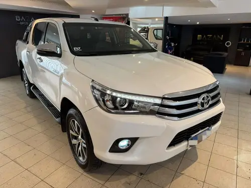 Toyota Hilux 2.8 CD SRX TDI 6 M/T 2018