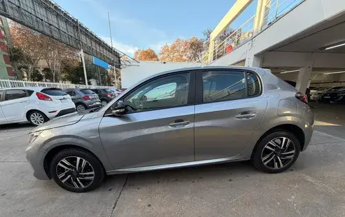 Peugeot 208 1.6 Allure Pack 2025