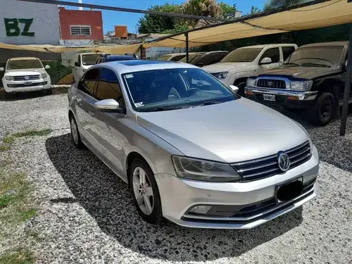 Volkswagen Vento 2.5 Luxury 170cv 2015