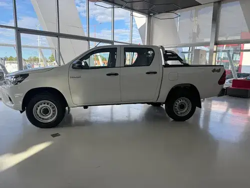 Toyota Hilux Pick-Up 2.4 Cd Dx 150Cv 4X4 At 2026