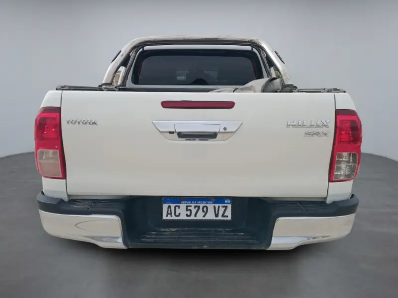 Toyota Hilux 4x4 d/c srx 2.8 tdi 6 a/t 2018