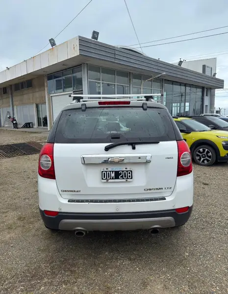 Chevrolet Captiva ltz at 2014