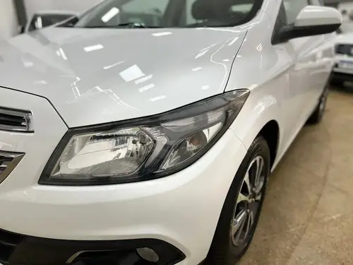 Chevrolet Onix 1.4 Ltz At 98cv 2016
