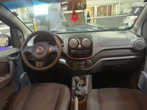 Fiat Palio 1.4 Attractive 85cv 2013