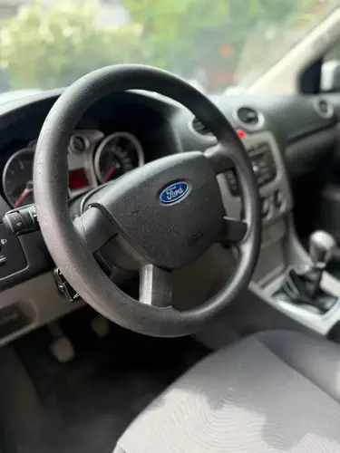 Ford Focus 2 1.6 Trend Sigma 2012