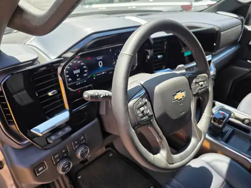Chevrolet Silverado 5.3 V8 High Country 2026