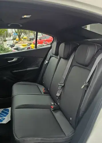 Fiat FASTBACK 1.3 T270 At6 2026