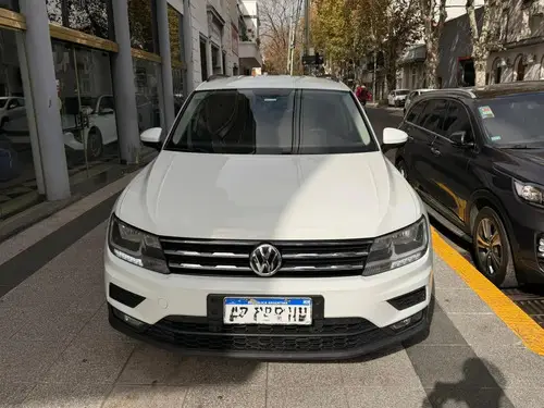 Volkswagen Tiguan Allspace 1.4 Tsi Trendline 150Cv 2Wd Dsg 2020