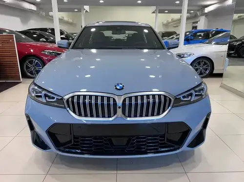 BMW 330i Sedan LCI MSport 2025