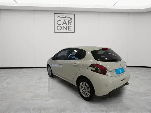Peugeot 208 1.6 ALLURE 5P L13 2018