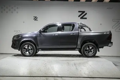 Toyota Hilux Pick-Up 2.8 Cd Srx 177cv 4x4 2019