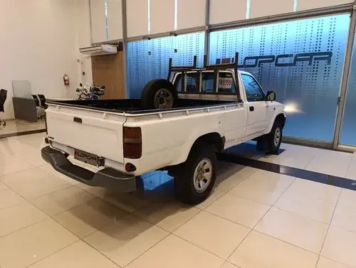 Toyota Hilux 3.0 Cabina simple 4x2 2003