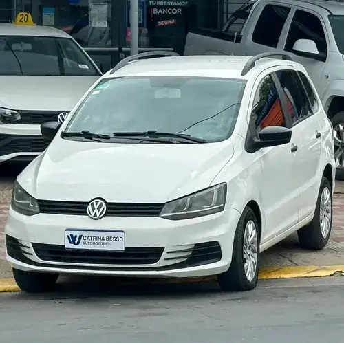 Volkswagen Suran 1.6 Comfortline 101cv 2016