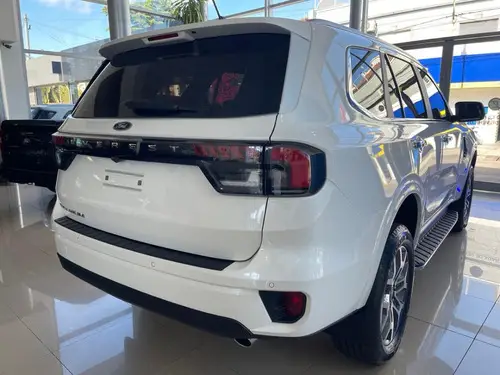 Ford Everest 2.3 Gtdi Ecoboost Titanium 4X4 At 2025