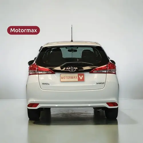 Toyota Yaris 5 puertas 1.5 Xs L/22 2024