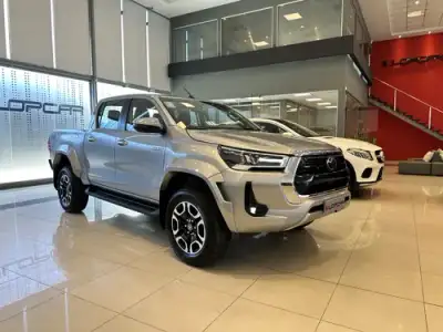 Toyota Hilux Pick-Up 2.8 Cd Srx 204Cv 4X4 At 2026