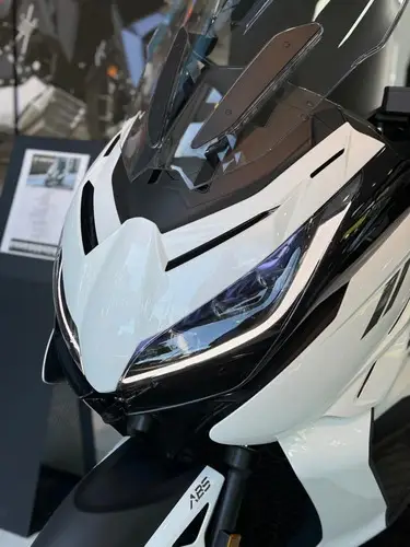 368 E Scooters 2026