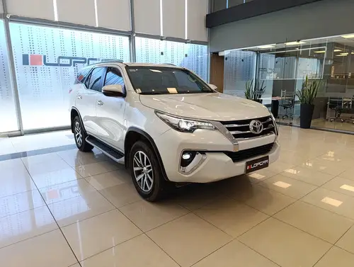 Toyota SW4 Srx 177cv 4x4 7as Mt 2019