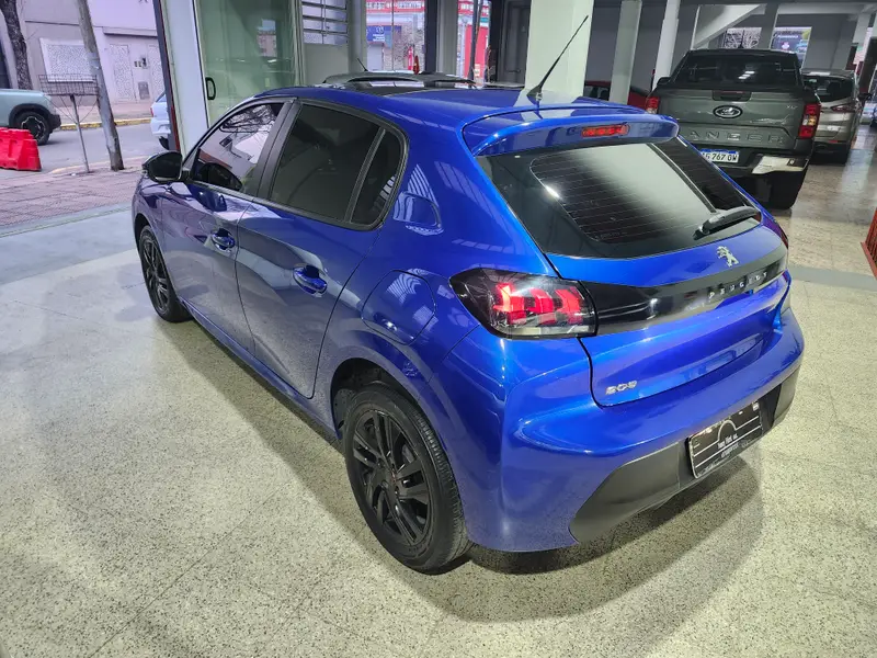 Peugeot 208 Active Tiptronic 2021