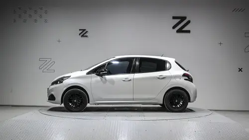 Peugeot 208 1.6 Allure 2018