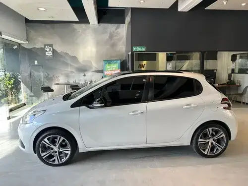 Peugeot 208 GT 1.6 THP MT 2019