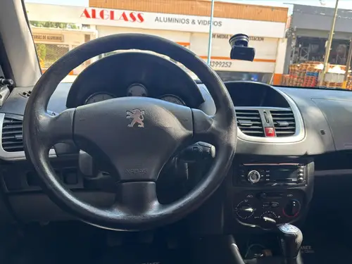 Peugeot 207 1.4 Xs 2011