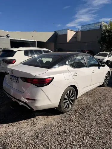 Nissan Sentra 2.0 Exclusive Cvt 2024
