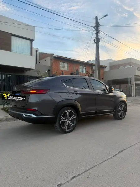 Fiat FASTBACK 1.3 TURBO 175 CV CVT 2025