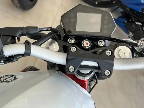 Benelli 302 S Naked 2026